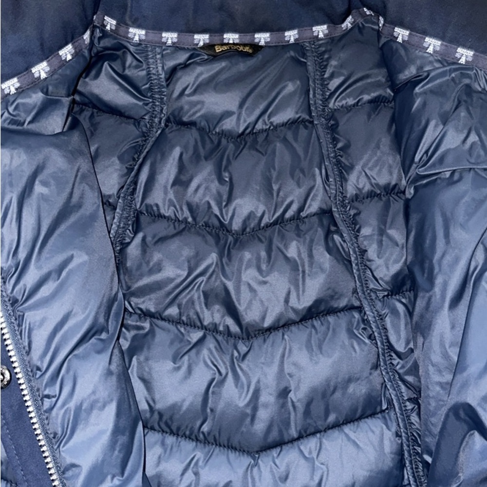 Barbour down mid-weight jacket - Picture 2 of 5